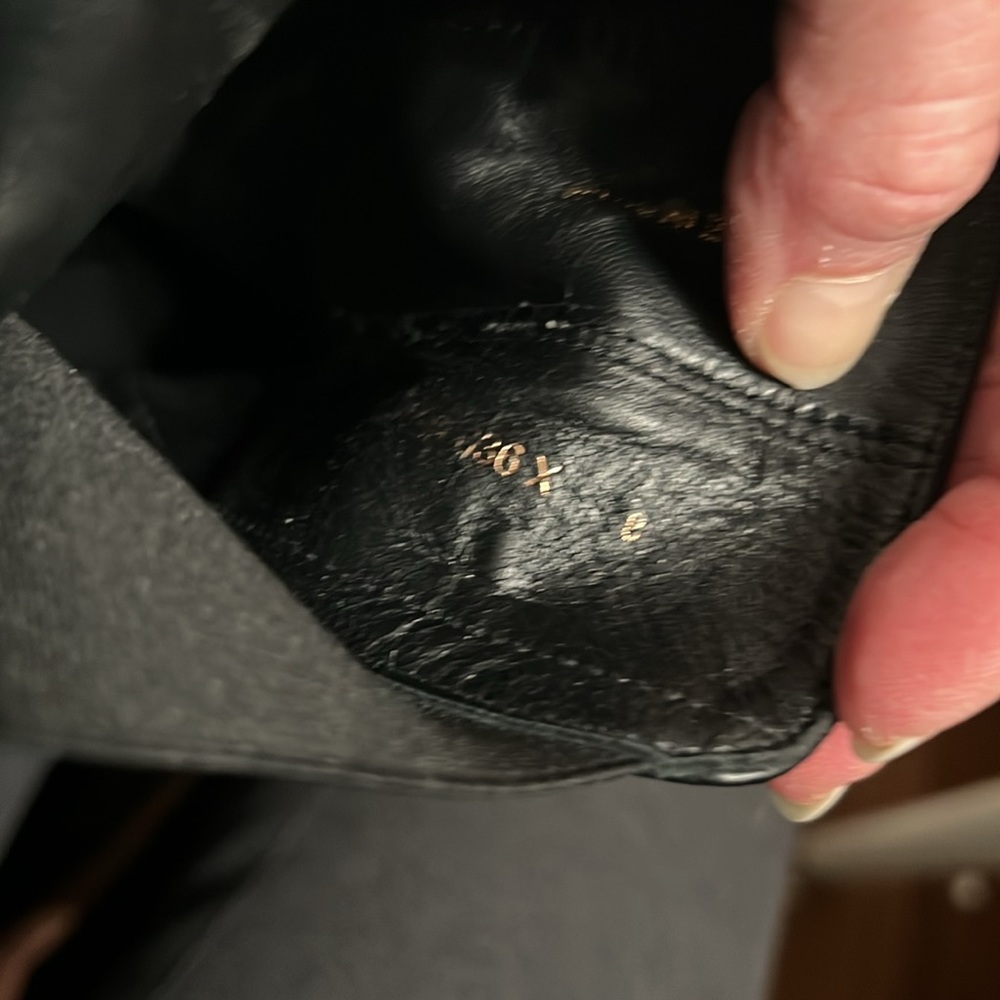 New!! Good American Chelsea Lug Sole Pull On Boots Black, Read Update! - Picture 12 of 14